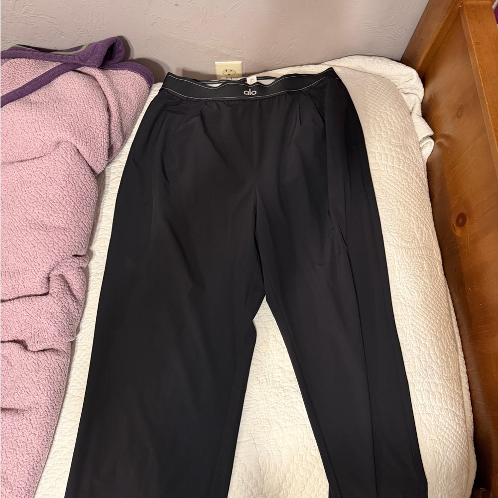ALO Yoga Unisex charcoal Suit up Trousers
